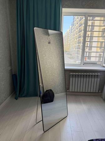 Продам напольное зеркало