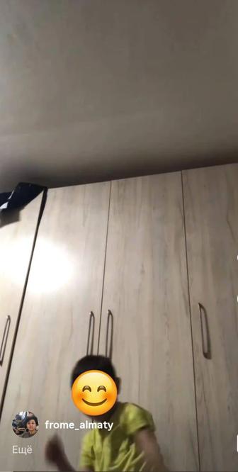 Продам большой шкаф