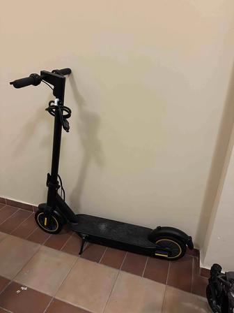 Электросамокат Segway Scooter