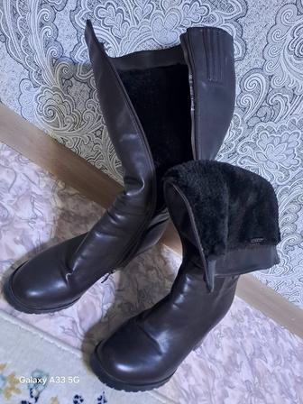 Продам зимние сапоги