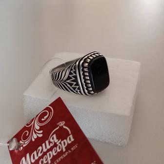 Кольцо серебро 925, вес 6.75, размер 20