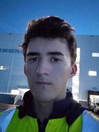 Менеджер по продажам