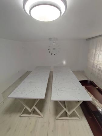 Гостиный стол