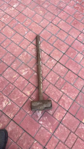 Продам кувалду