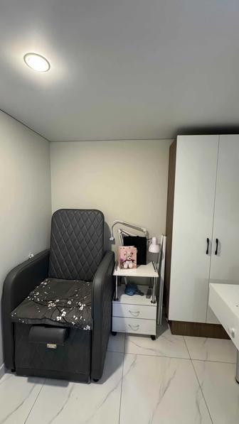 Педикюрное кресло, трансформер.