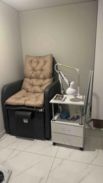 Педикюрное кресло, трансформер.