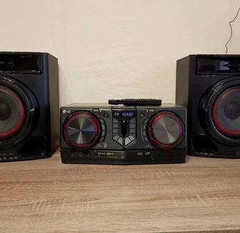 Продам музыкальный центр LG CJ-44