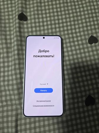 Продам телефон самсунг s 24