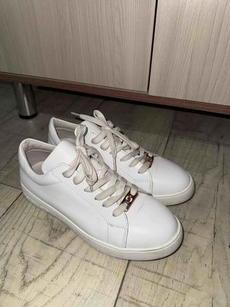 продам кеды