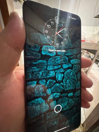Продаю poco f7 pro