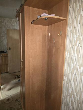 Шкаф для прихожей
