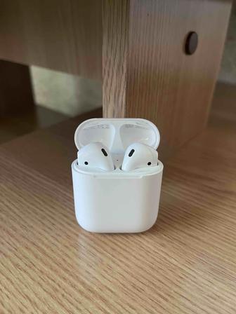 Продаются наушники Airpods 2 поколение оригинал