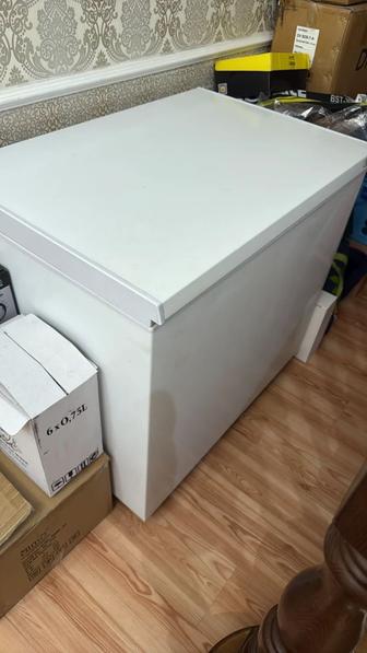 Продам морозильник