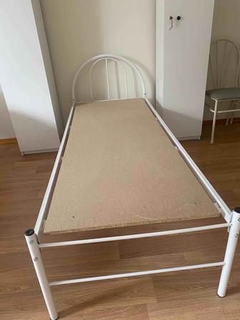 Продаю кровати