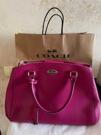 Новая сумка бренда Coach