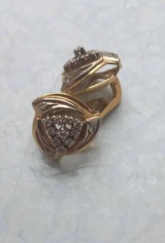 Золотые серьги 750 пр с бриллиантами