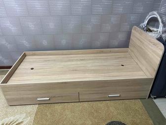 кровать односпальная с ящикамиматрас