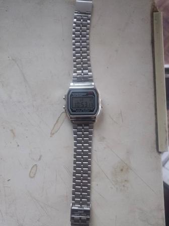 Электронные часы