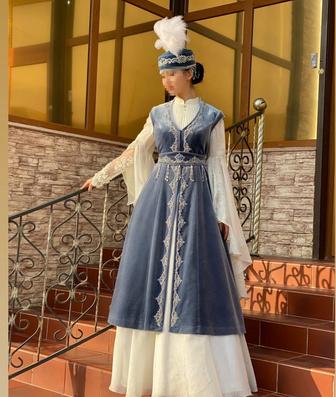 Комзол, кажекей