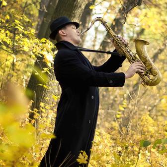 Живая музыка САКСОФОНИСТ на праздник, свадьбу, саксофон в Алматы