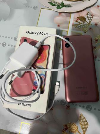 Самсунг а04е .