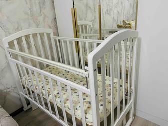 Продам детскую кроватку