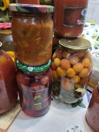 Соление, компоты разные, салаты.