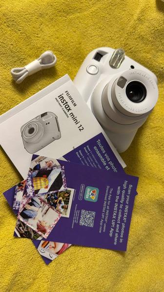 Fujifilm Instax Mini 12 Новая Clay White