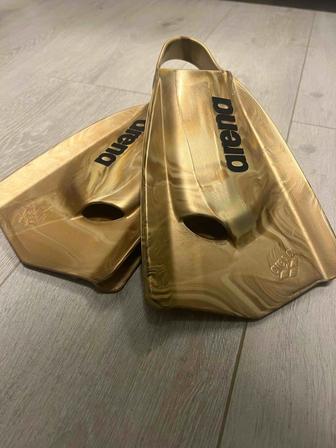 Продам ласты Arena 36-37рр