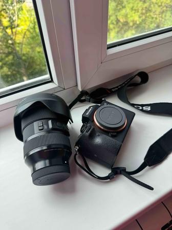 Продаю цифровой фотоаппарат Sony Alpha a7 Ill body