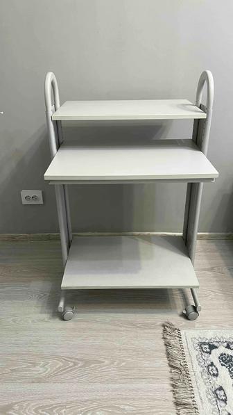 Стол для компьютера