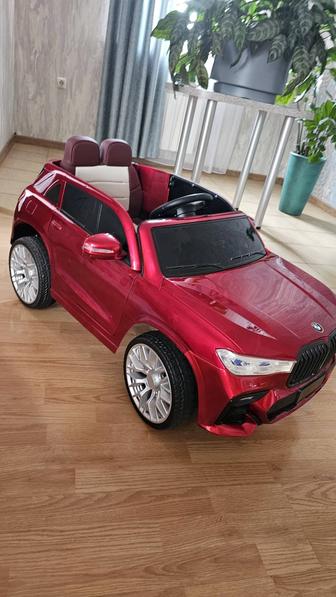Продам детский электромобиль