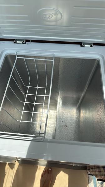 Продам морозильник новый