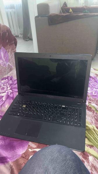 Ноутбук Асус на запчасти