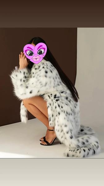 Роскошная шуба с обработкой под
Рысь