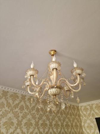 Люстра 8 рожковая