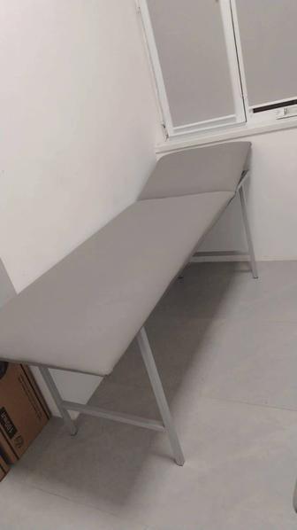 Медитцинское кушетка