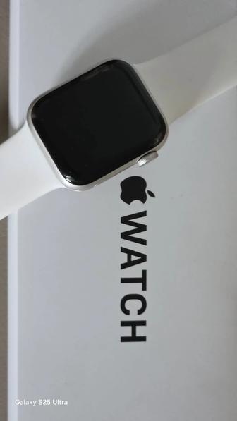 Продам смарт часы Apple SE sport band
