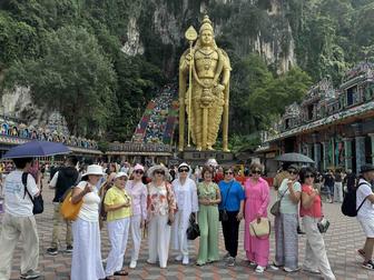 Шетелге көңілді ортамен саяхаттау