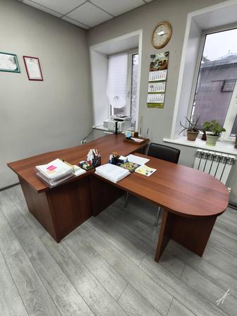 Директорский стол