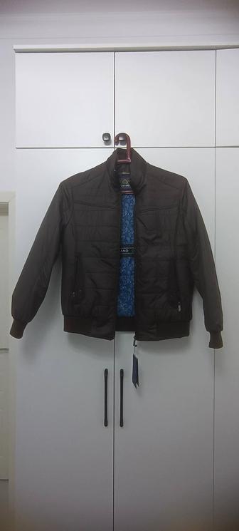 Демизонная новая куртка