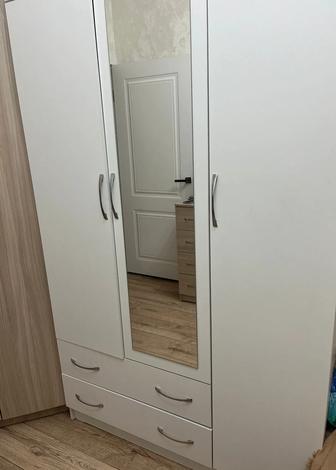 Продам шкафы