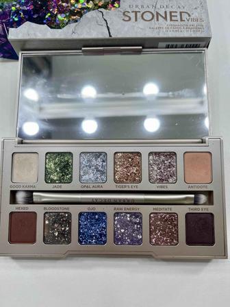Urban Decay Stoned Vibes сияющая палетка
