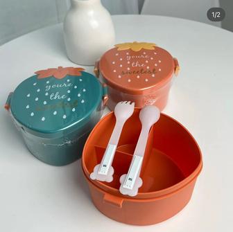 Ланч боксы в форме клубники