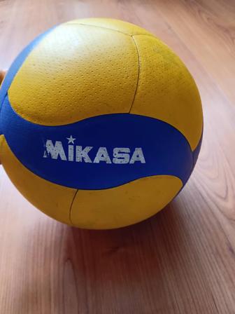 Волейбольный мячик