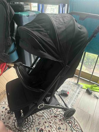 Коляска совсем новая