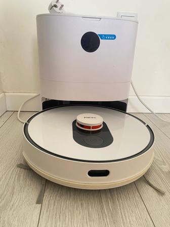Робот пылесос