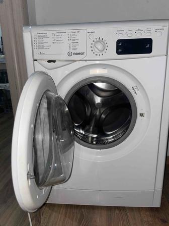 Продам стиральную машинку indesit