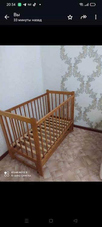Продам детскую кроватку