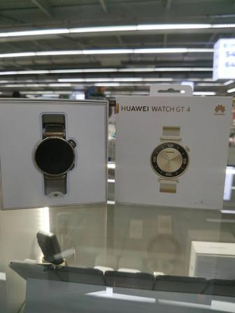 Часы Huawei WATCH  Б/У Состояние отличное зарядка оригинал